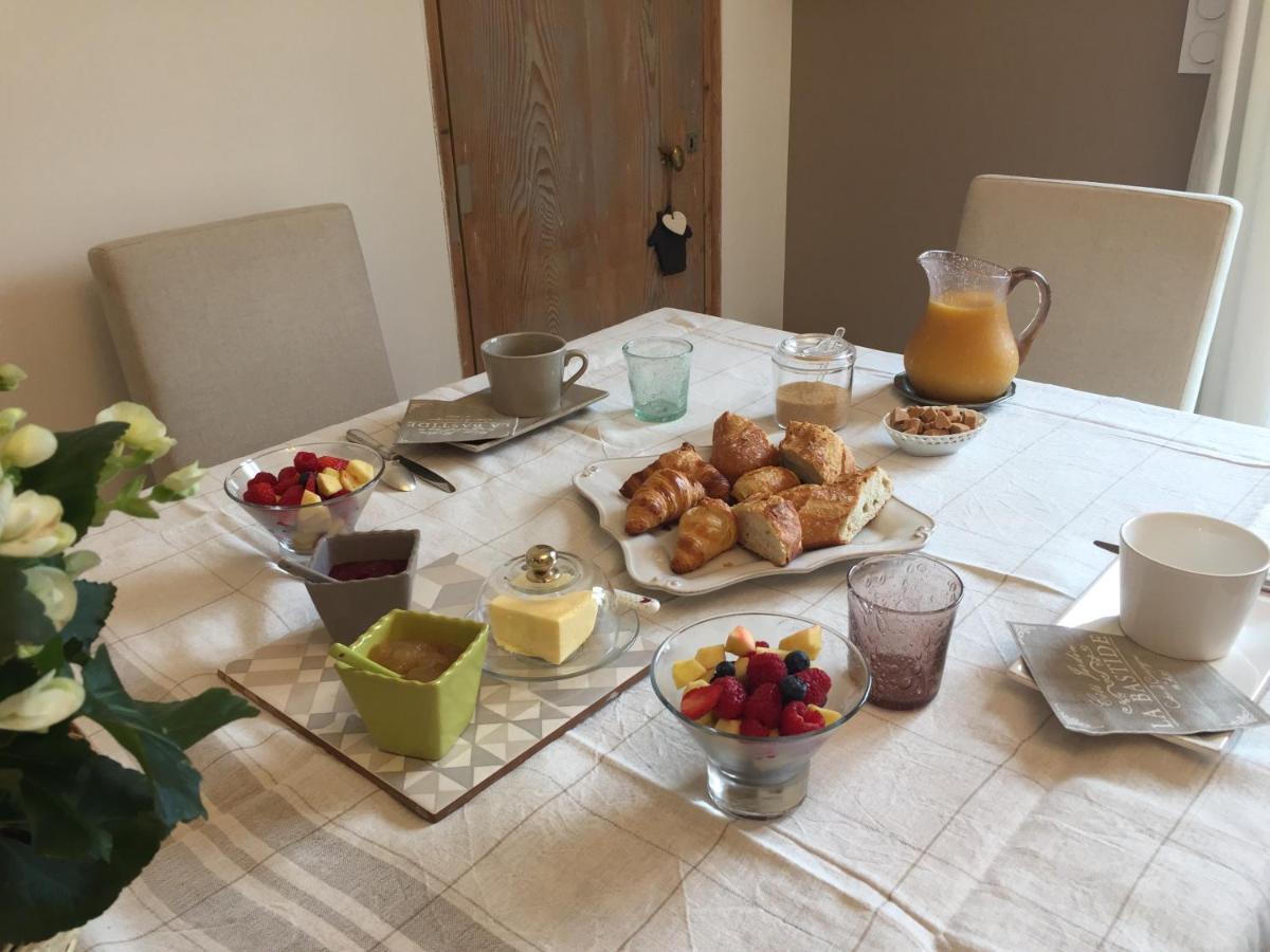 Un Soir Sous Les Etoiles Bed & Breakfast Chateauneuf-de-Gadagne Bagian luar foto