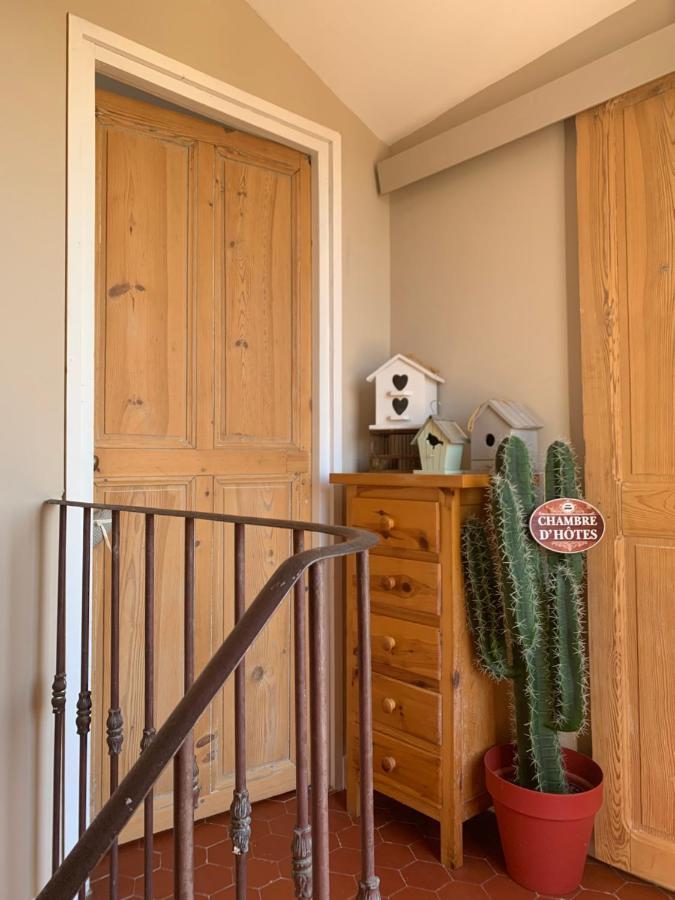 Un Soir Sous Les Etoiles Bed & Breakfast Chateauneuf-de-Gadagne Bagian luar foto