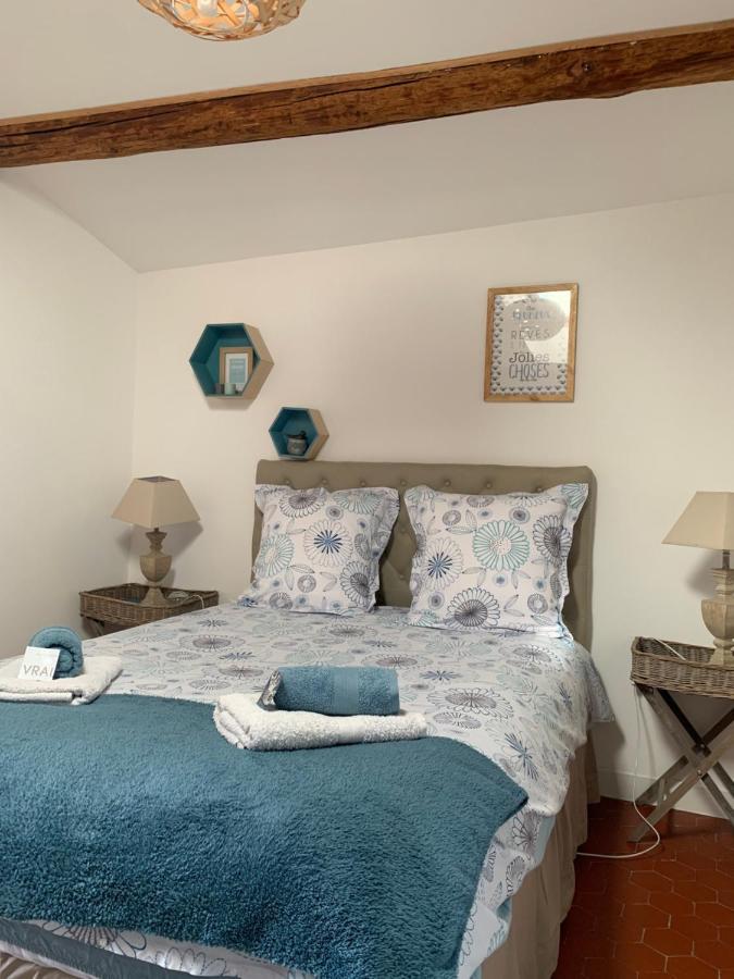 Un Soir Sous Les Etoiles Bed & Breakfast Chateauneuf-de-Gadagne Bagian luar foto
